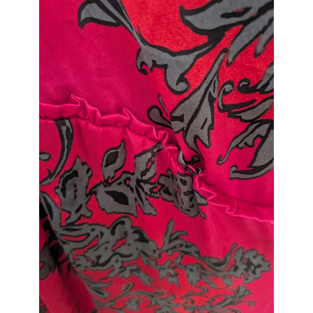 Whimsigoth Blouse in Vibrant Pink, Rose Red, Black and Gray - Picture 4 of 13